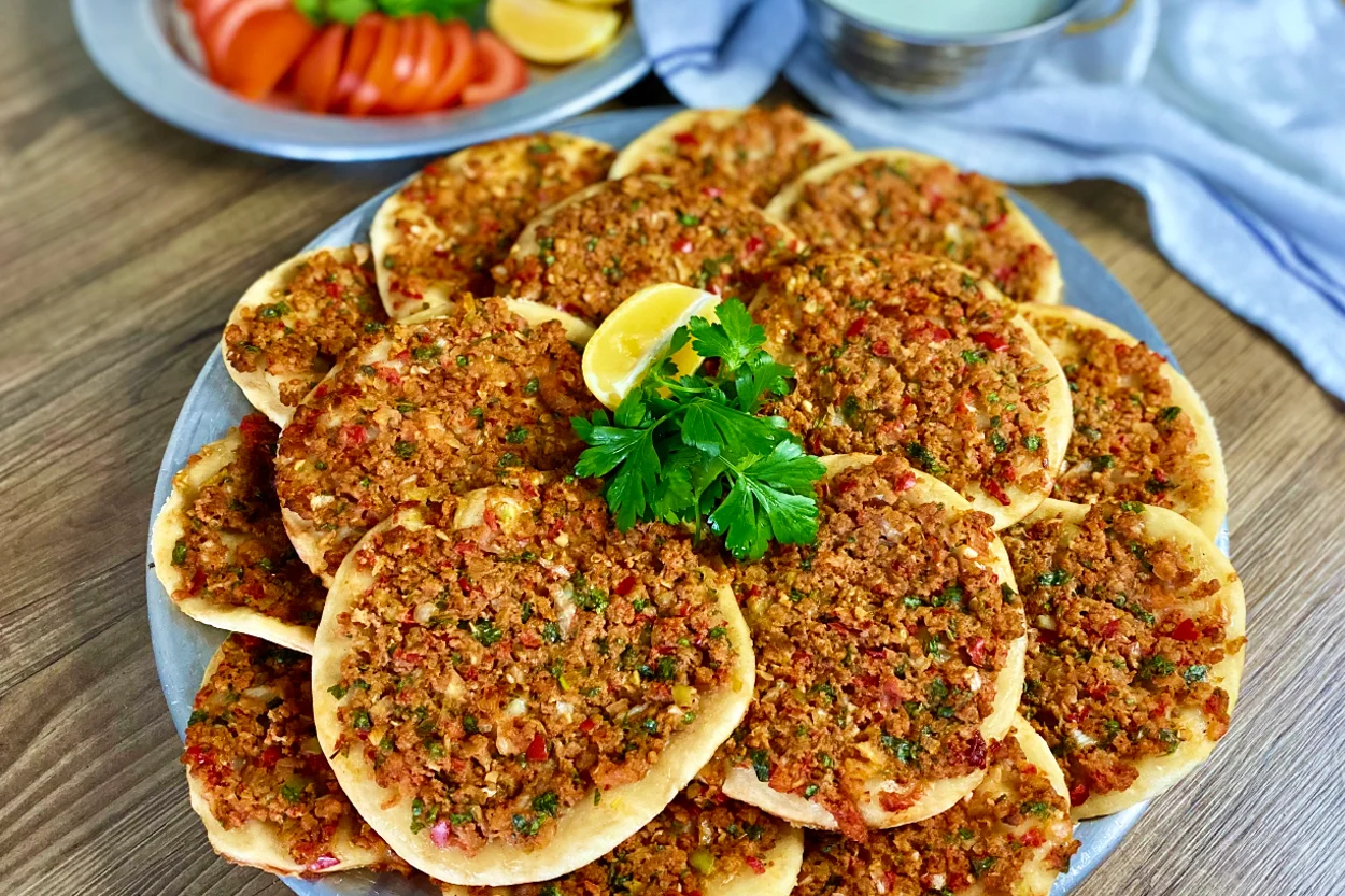 FINDIK LAHMACUN